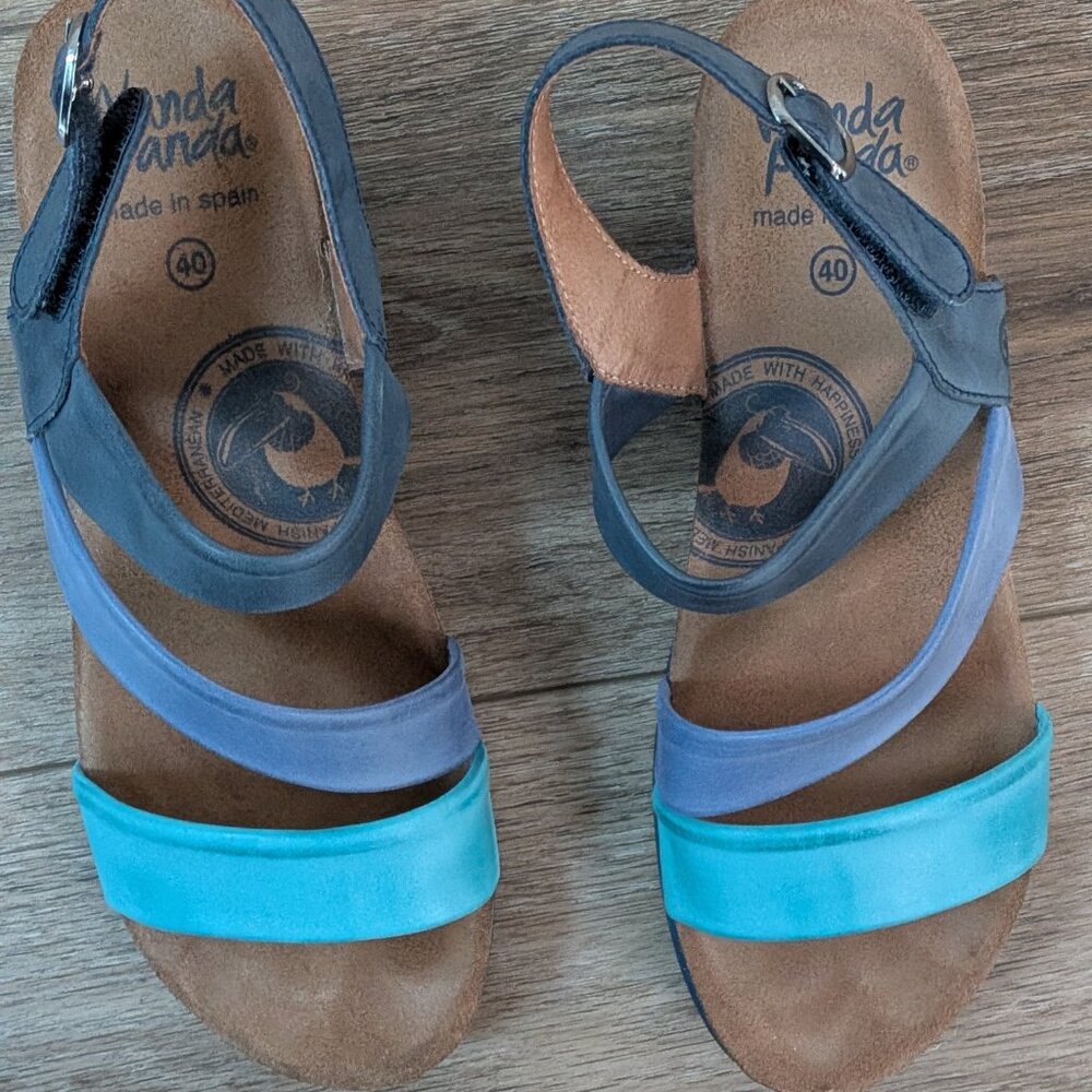 Wanda Panda Sandals - Picture 5 of 5